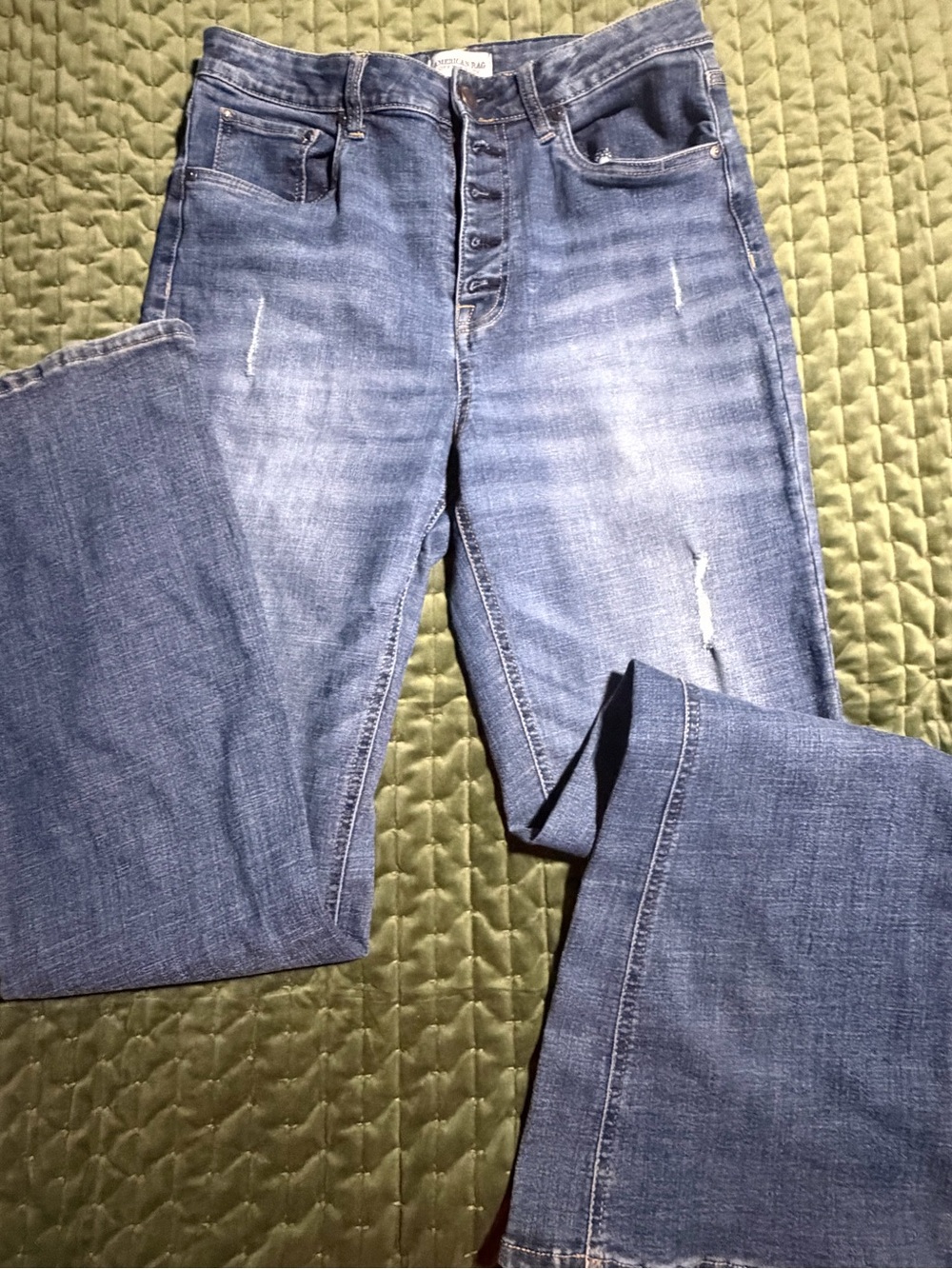American Rag women's high-rise bootcut denim button fly jeans size 29/11
